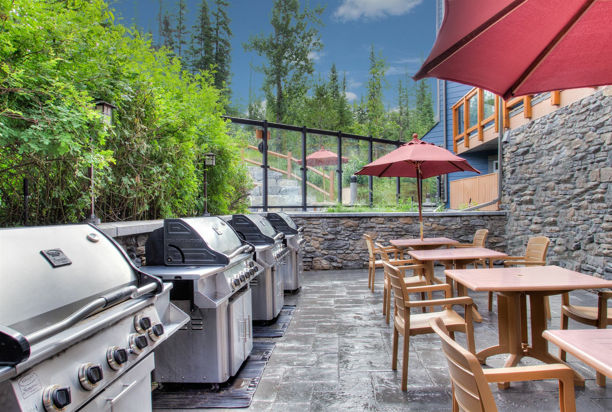 Blackstone Mountain Lodge By Clique Canmore Extérieur photo